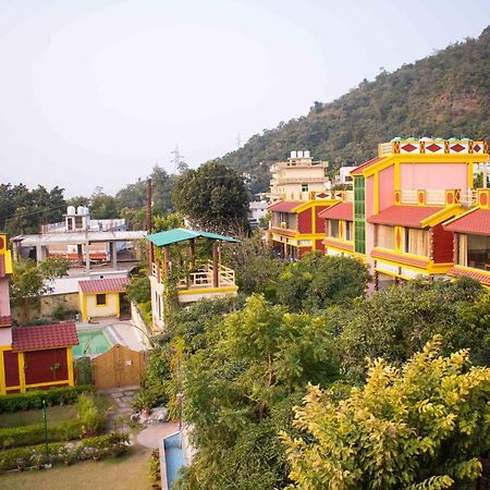 Mvt Guesthouse & Restaurant Rishīkesh Exterior foto