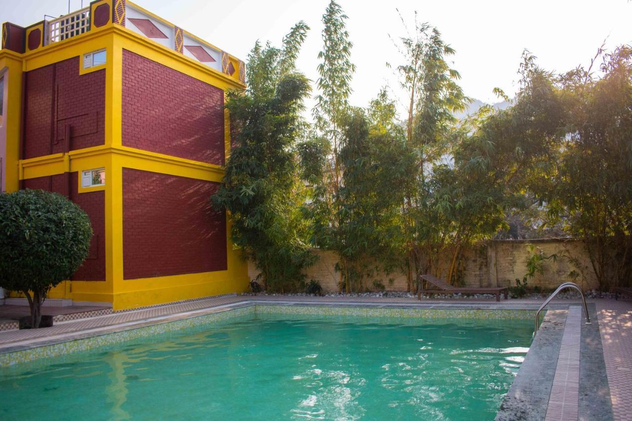 Mvt Guesthouse & Restaurant Rishīkesh Exterior foto