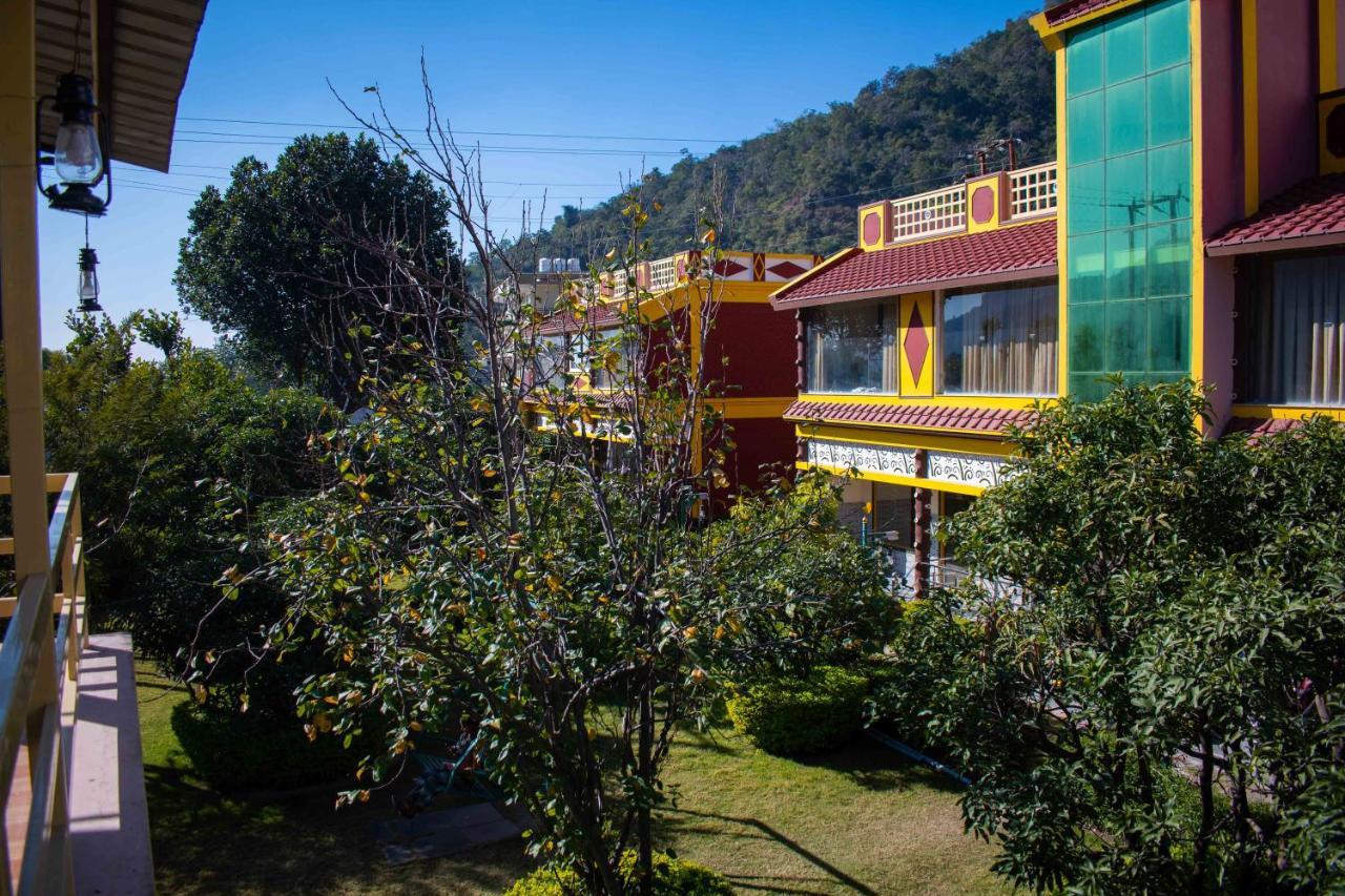 Mvt Guesthouse & Restaurant Rishīkesh Exterior foto